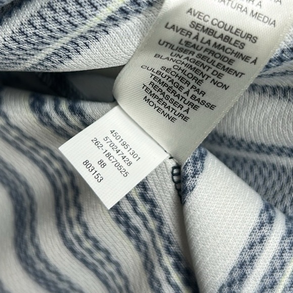 WEEKENDS By Chico’s Navy Linear Dot Striped Knit Wrinkle Free Zip Front Jacket M - Picture 15 of 17